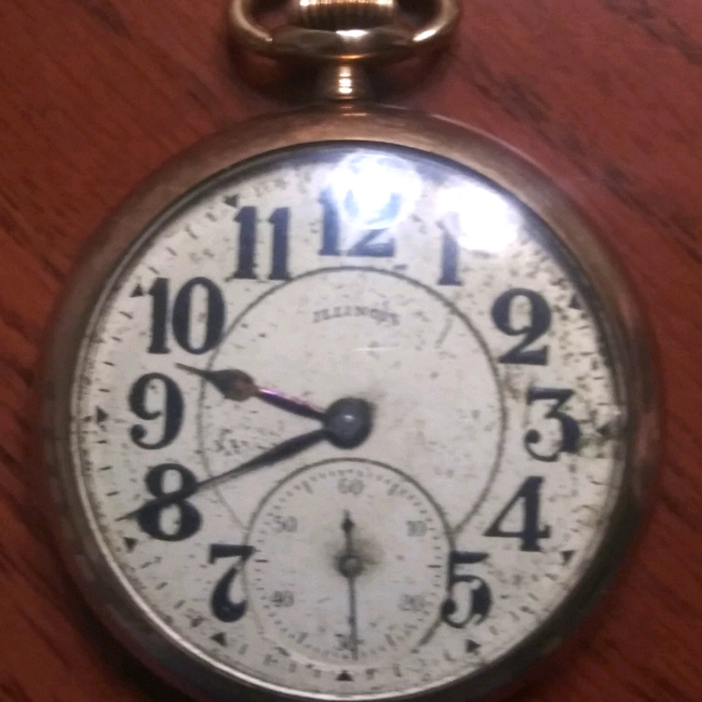 Vintage Illinois pocket watch
